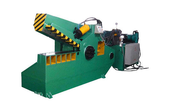 hydraulic alligator shear