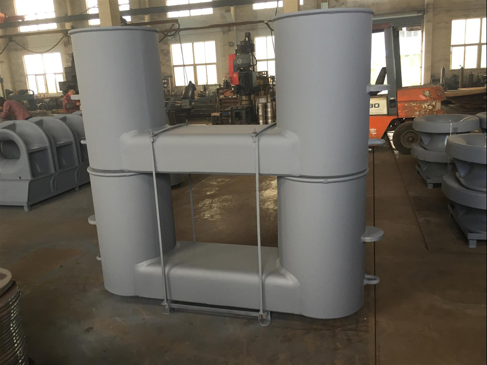 DIN 82607 double bitt mooring bollard