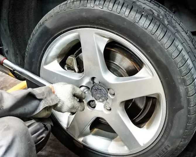 Bolts For Vehicle Assembly