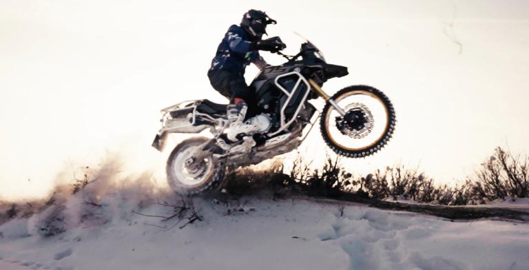 VOGE DS900X Adventure Motorcycle